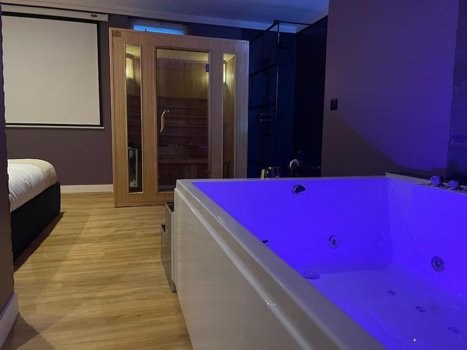 Le Cocon Des Granges - Suite Sauna Jaccuzi Spa Bonnieres-sur-Seine Extérieur photo